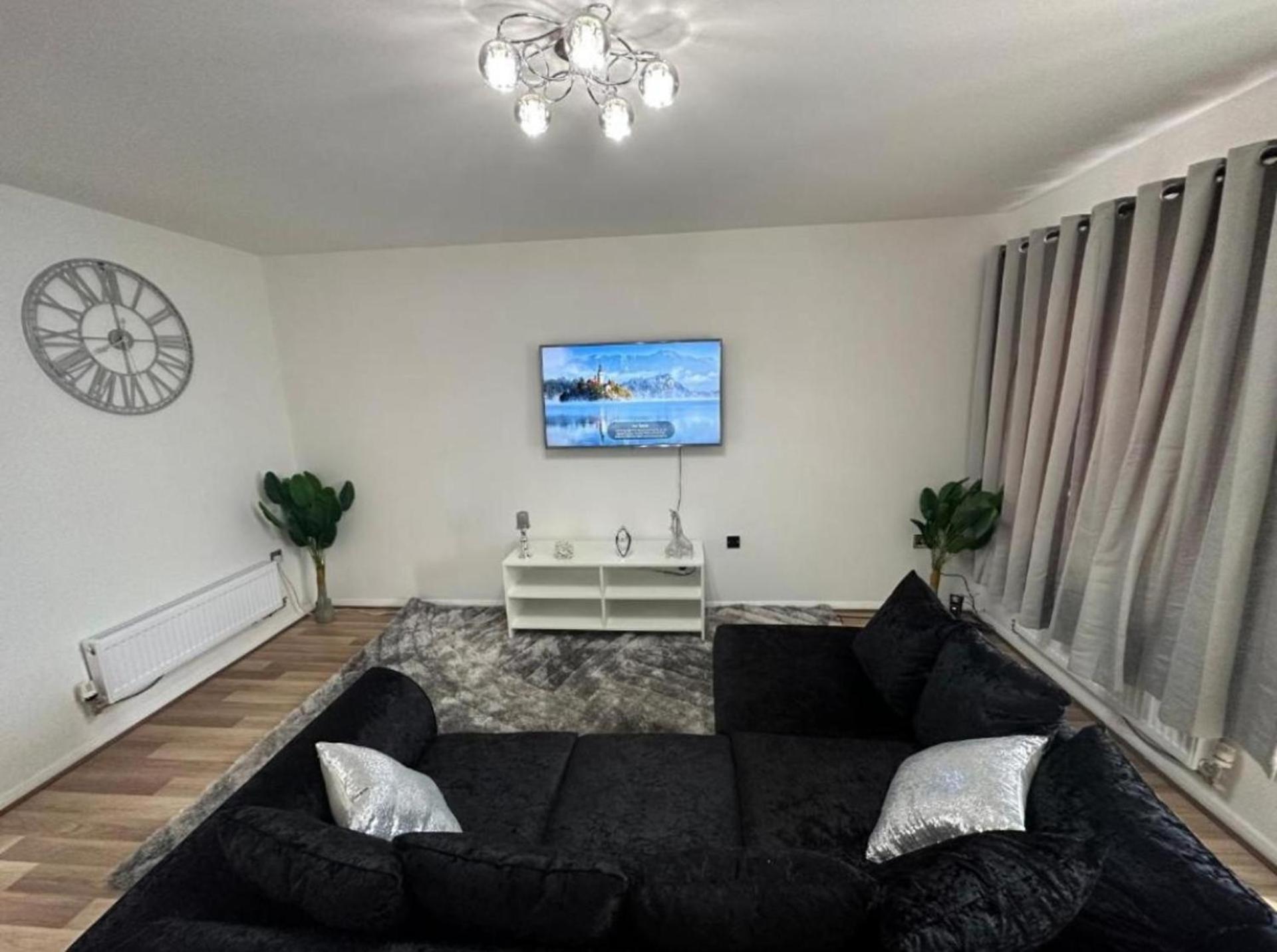 Stunning 3-bed House In Casa de férias Manchester
