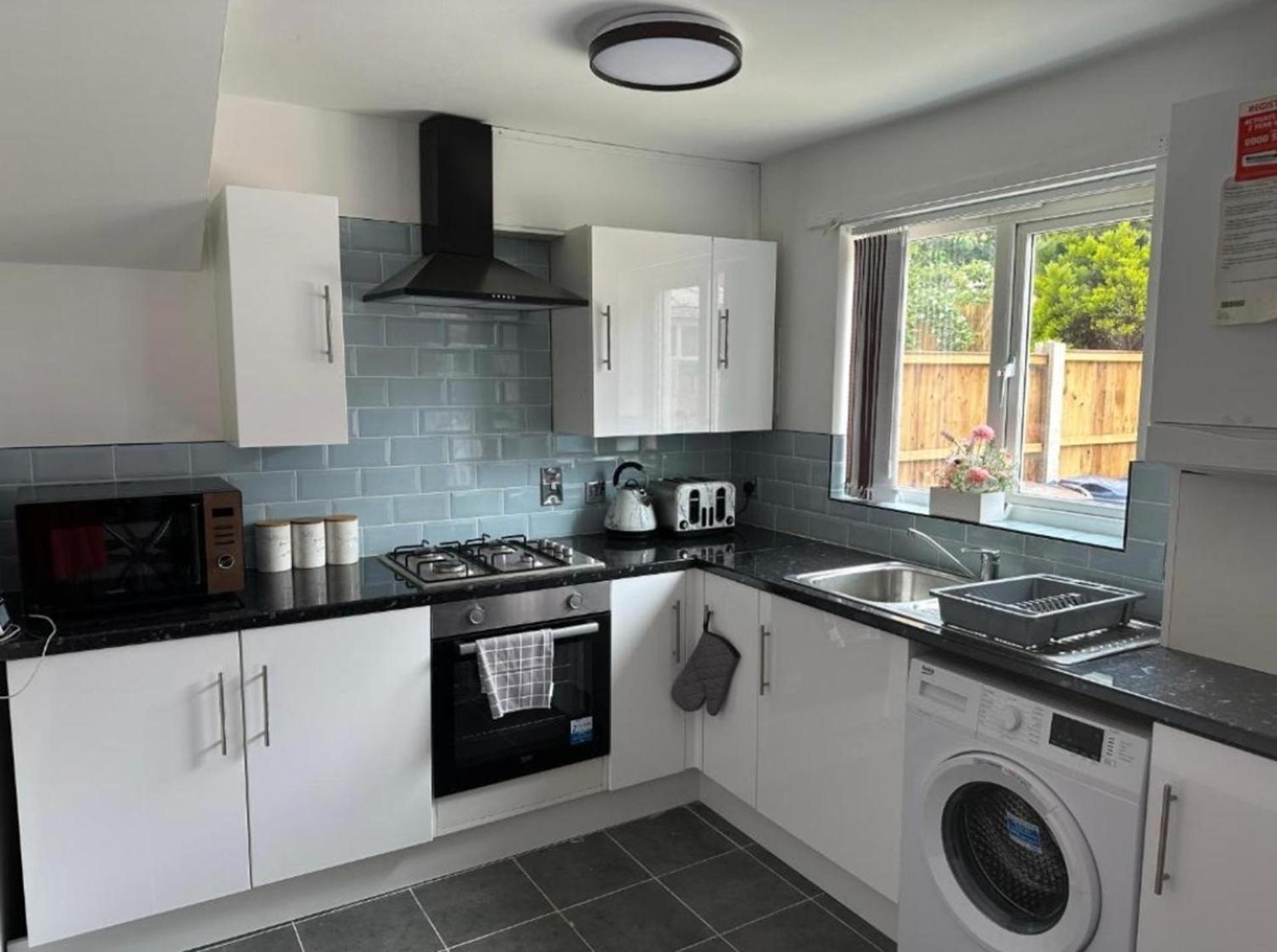 Stunning 3-bed House In Casa de férias Manchester